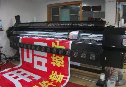 东山喷绘广告分辨率是多少？
